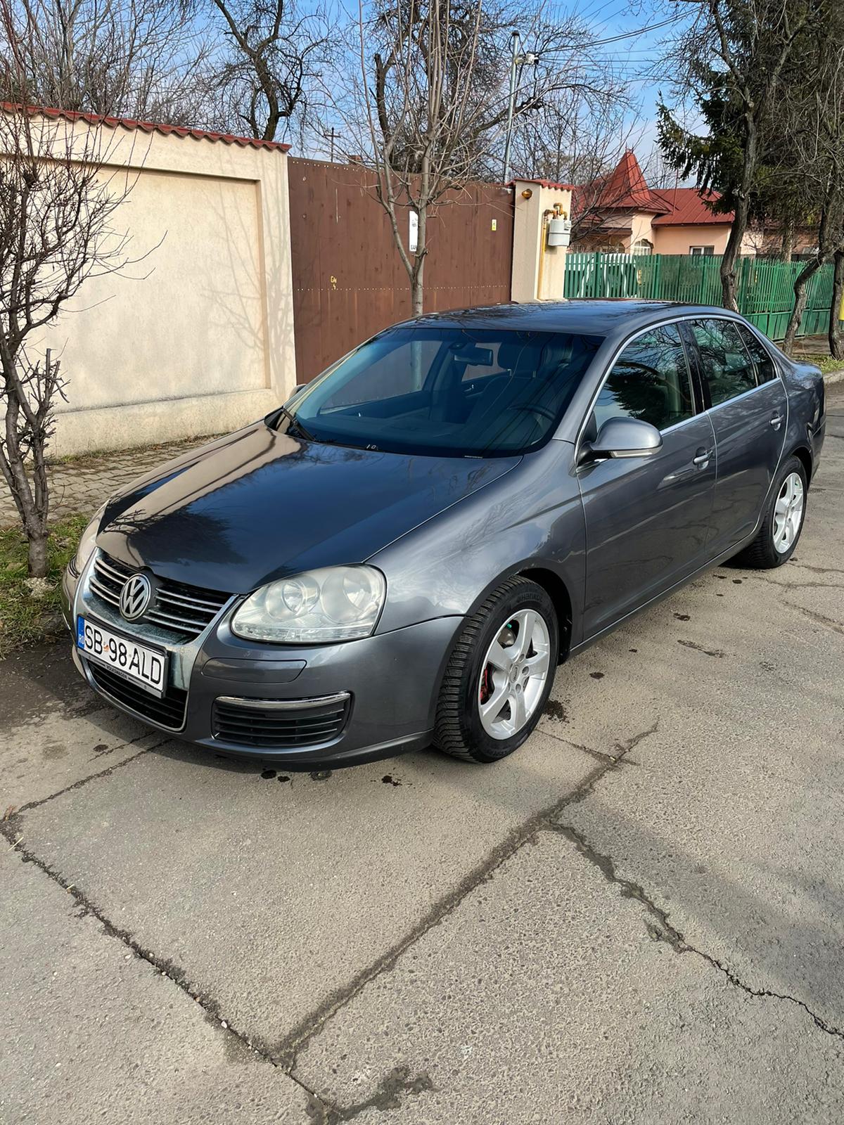Vand VW jetta an 2006, Sector 1 - Bucuresti - imagine 2 - popic.ro