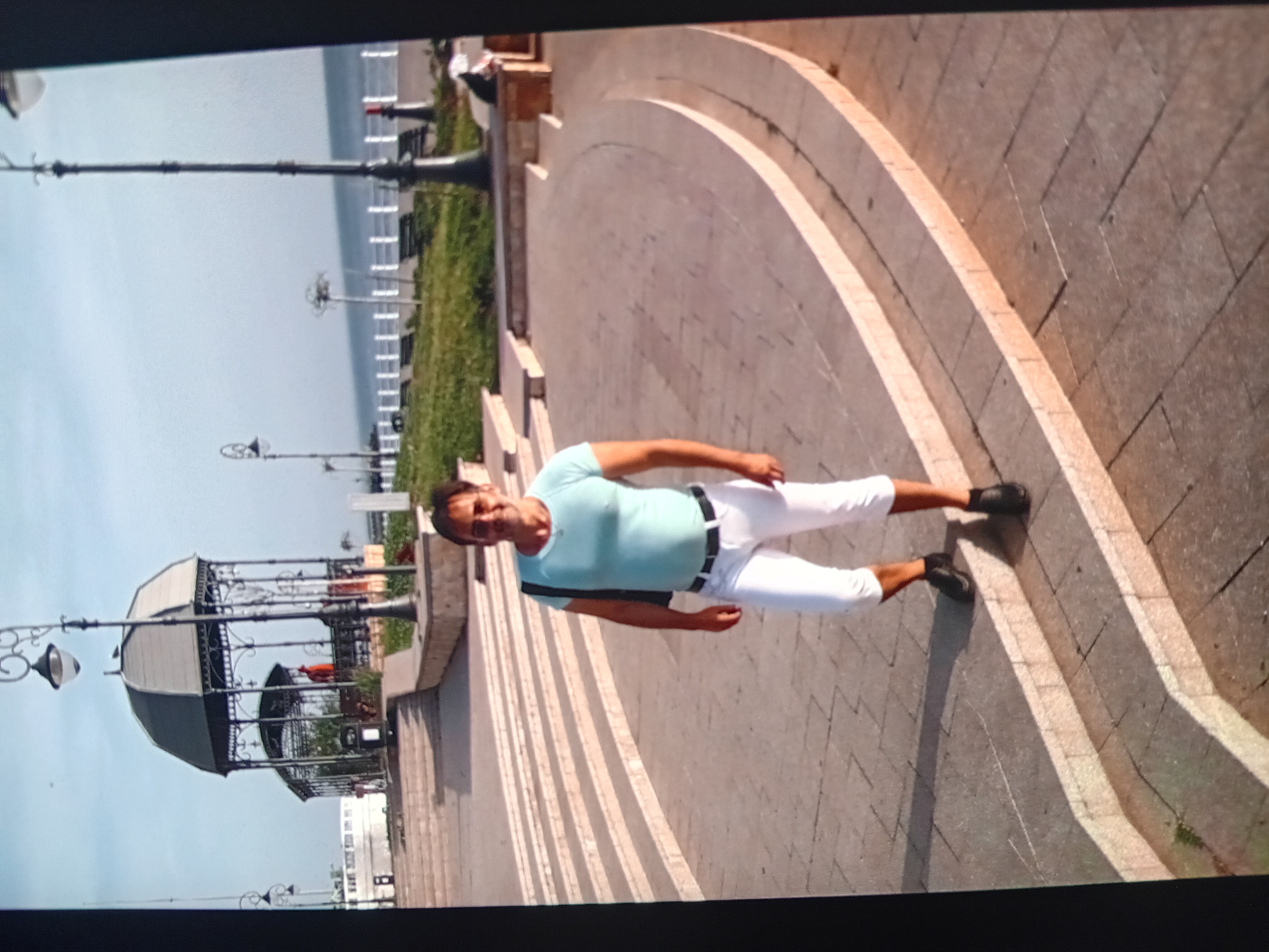 Maseur gigolo specializat îmi ofer serviciile doamne Vip, Constanța - Constanta - imagine 1 - popic.ro