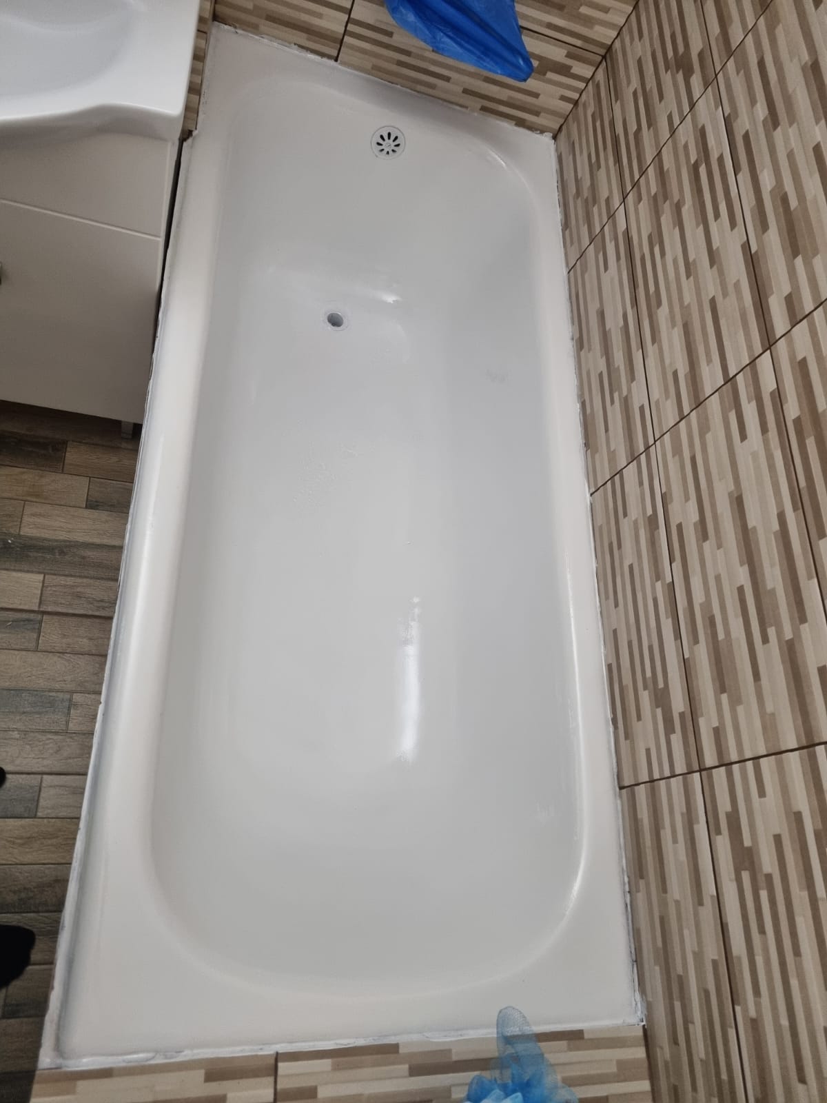 Cada de baie reconditionata rapid si eficient - Calitate garantata!, Sector 1 - Bucuresti - imagine 1 - popic.ro