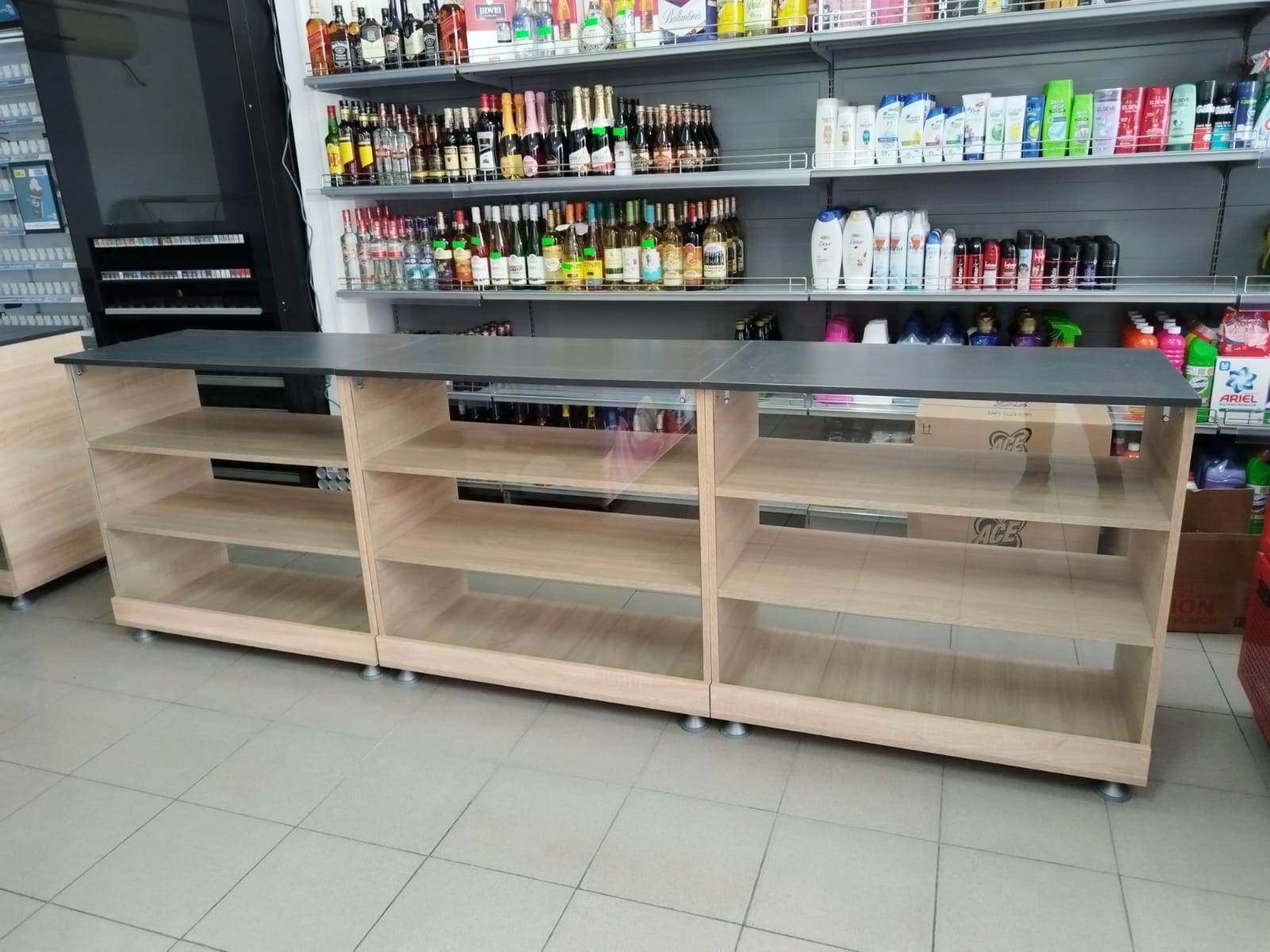 Tejghele sticla magazin , vitrine pal cu sticla, tonete, Buzău - Buzau - imagine 2 - popic.ro