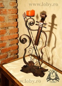 Suport pentru lumanare din fier forjat VIOARA., Chiajna - Ilfov
