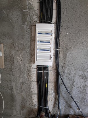 Electrician autorizat ANRE prestez servicii, Suceava - Suceava