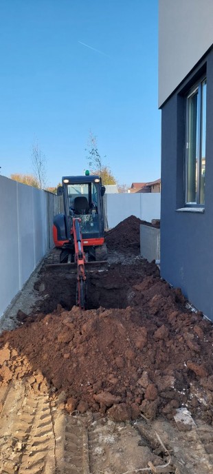 Inchirieri utilaje constructii, buldoexcavator, Otopeni - Ilfov