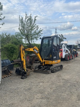 Inchiriez miniexcavator 1.100 leizi totul inclus, Otopeni - Ilfov